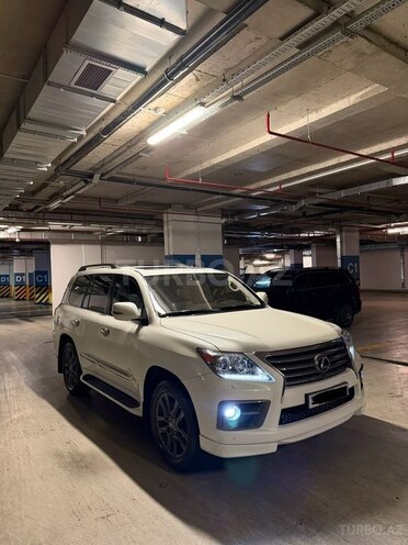 Lexus LX 570 2013, 179,000 km - 5.7 l - Bakı