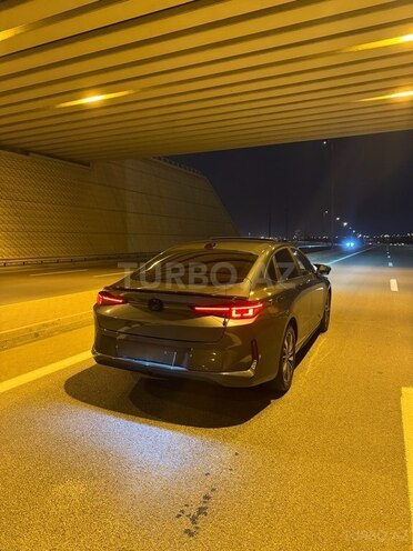 Changan Qiyuan A05 2025, 22,000 km - 1.5 л - Bakı