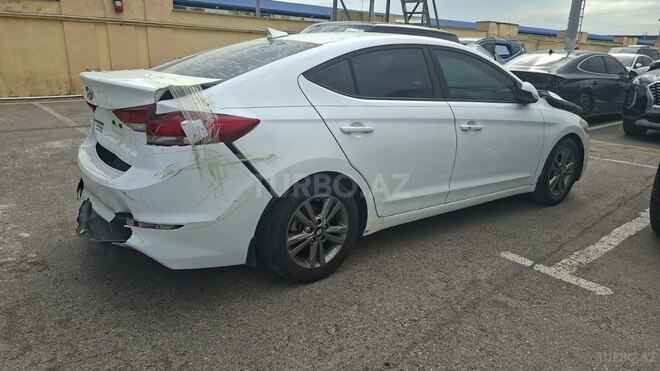 Hyundai Elantra 2018, 160,464 km - 2.0 л - Bakı