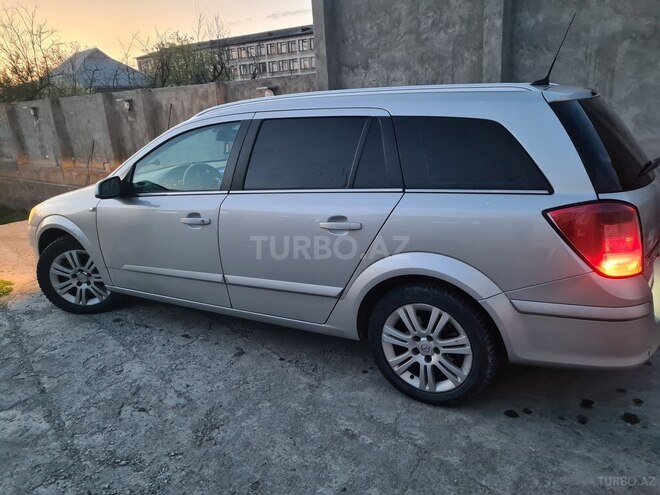 Opel Astra 2009, 250,000 km - 1.3 l - Bakı