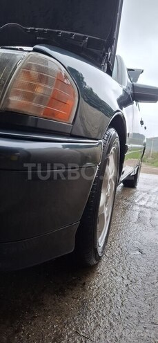 Mercedes C 180 1999, 400,000 km - 1.8 l - Qusar