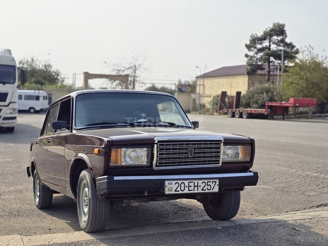 LADA (VAZ) 2107 2000, 156,889 km - 1.6 л - Salyan