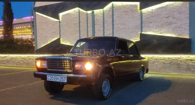 LADA (VAZ) 2107 2000, 156,889 km - 1.6 л - Salyan
