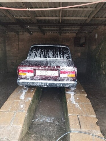 LADA (VAZ) 2107 2000, 156,889 km - 1.6 л - Salyan