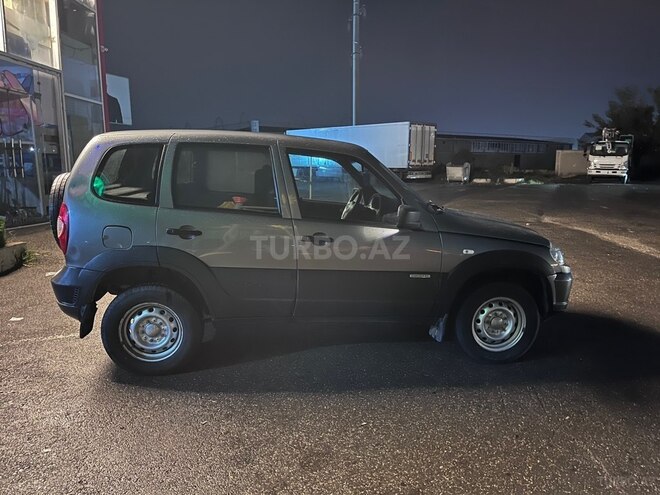 Chevrolet Niva 2016, 350,000 km - 1.7 l - Bakı