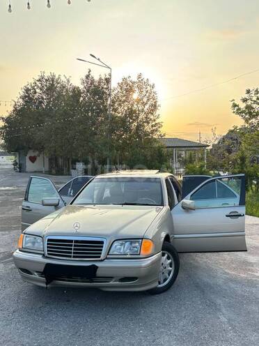 Mercedes C 230 2000, 255,000 km - 2.3 l - Mingəçevir
