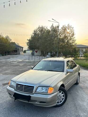 Mercedes C 230 2000, 255,000 km - 2.3 l - Mingəçevir