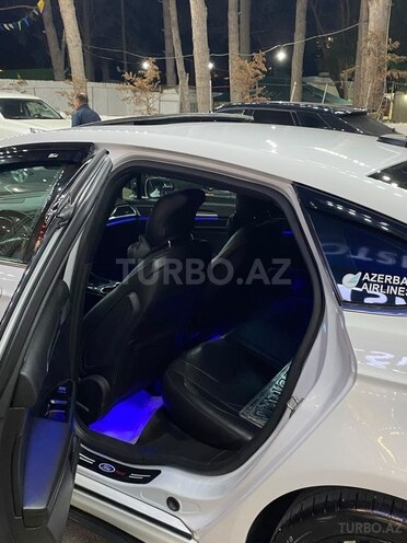 Ford Fusion (North America) 2014, 235,000 km - 2.0 л - Bakı