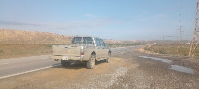 Mitsubishi L200 2005, 511,221 km - 2.5 l - Bakı