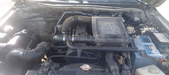 Mitsubishi L200 2005, 511,221 km - 2.5 l - Bakı