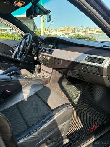 BMW 530 2004, 290,000 km - 3.0 l - Bakı