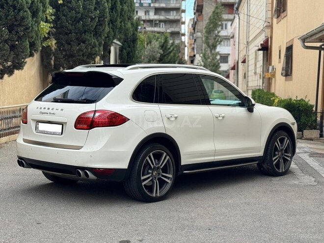 Porsche Cayenne Turbo 2011, 204,000 km - 4.8 л - Bakı