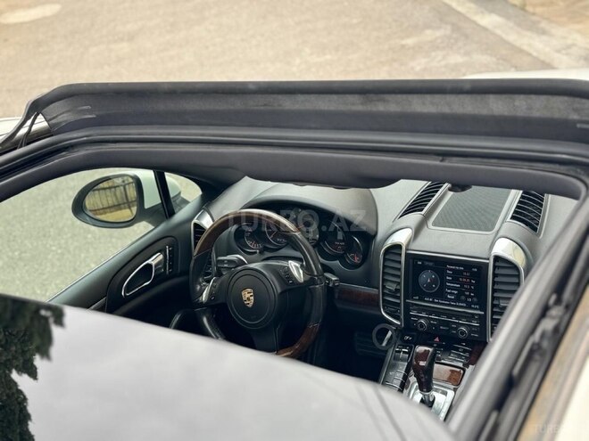 Porsche Cayenne Turbo 2011, 204,000 km - 4.8 л - Bakı