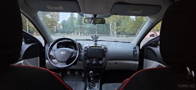 Kia  2008, 380,000 km - 1.4 l - Mingəçevir