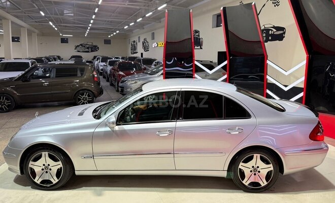 Mercedes E 220 2006, 333,888 km - 2.2 л - Sumqayıt
