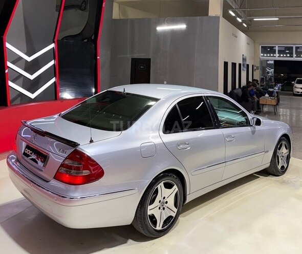 Mercedes E 220 2006, 333,888 km - 2.2 л - Sumqayıt