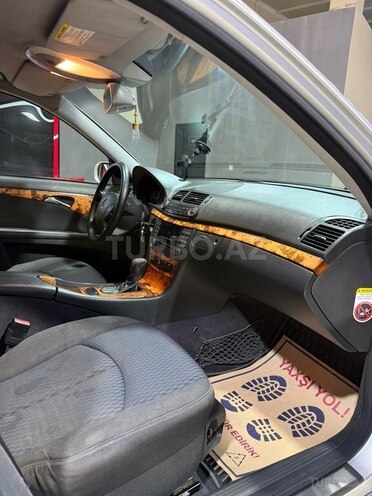 Mercedes E 220 2006, 333,888 km - 2.2 л - Sumqayıt