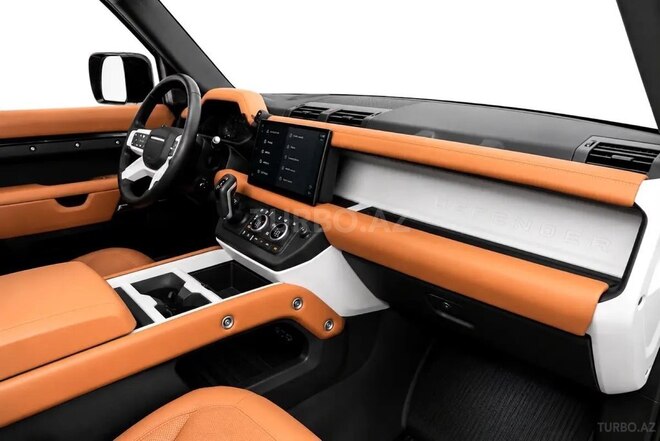 Land Rover Defender 2025, 65,000 km - 3.0 l - Bakı