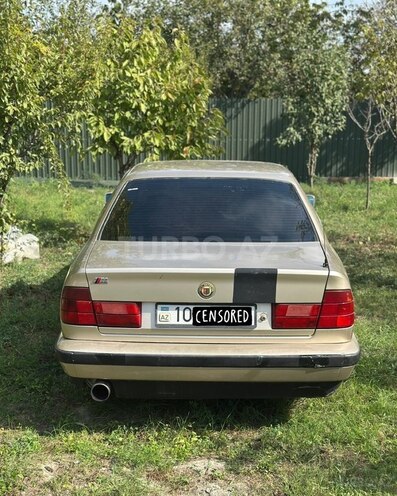 BMW 520 1988, 380,000 km - 2.0 л - Bakı