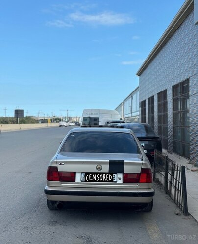 BMW 520 1988, 380,000 km - 2.0 л - Bakı