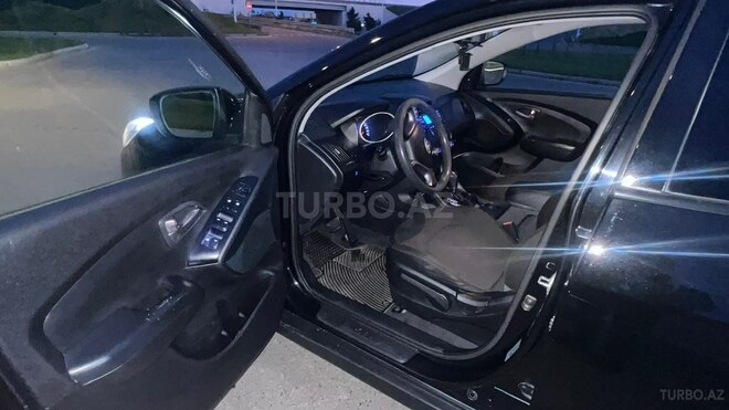 Hyundai ix35 2014, 295,000 km - 2.0 л - Bakı