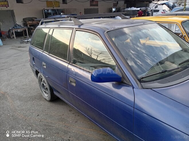 Opel Astra 1996, 604,520 km - 1.6 л - Bakı