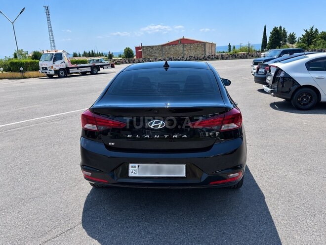 Hyundai Elantra 2019, 210,000 km - 2.0 l - Zaqatala