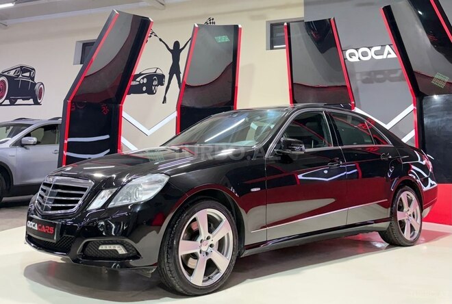 Mercedes E 350 2010, 295,333 km - 3.5 л - Sumqayıt