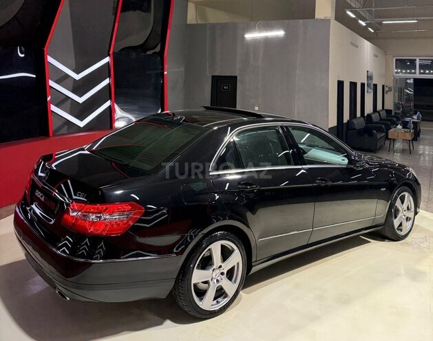 Mercedes E 350 2010, 295,333 km - 3.5 л - Sumqayıt