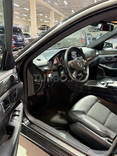 Mercedes E 350 2010, 295,333 km - 3.5 л - Sumqayıt