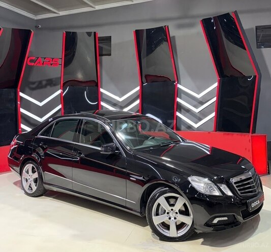 Mercedes E 350 2010, 295,333 km - 3.5 л - Sumqayıt