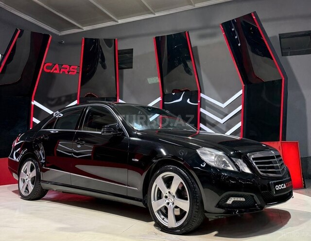 Mercedes E 350 2010, 295,333 km - 3.5 л - Sumqayıt