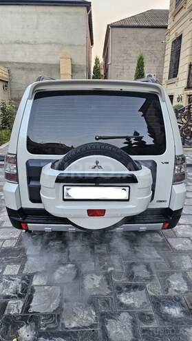 Mitsubishi Pajero 2008, 192,400 km - 3.0 л - Bakı