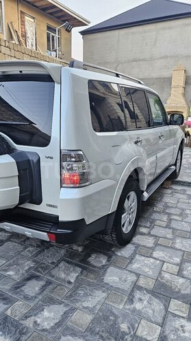 Mitsubishi Pajero 2008, 192,400 km - 3.0 л - Bakı