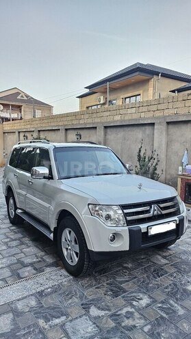 Mitsubishi Pajero 2008, 192,400 km - 3.0 л - Bakı