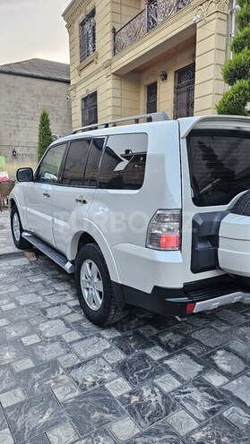 Mitsubishi Pajero 2008, 192,400 km - 3.0 л - Bakı