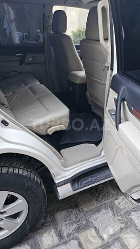 Mitsubishi Pajero 2008, 192,400 km - 3.0 л - Bakı