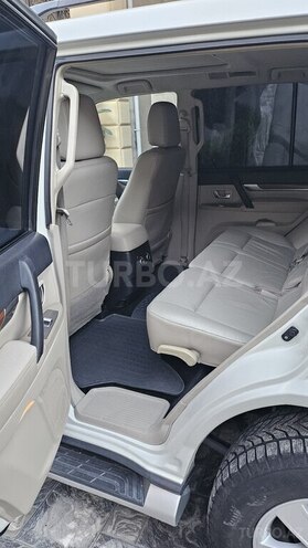 Mitsubishi Pajero 2008, 192,400 km - 3.0 л - Bakı