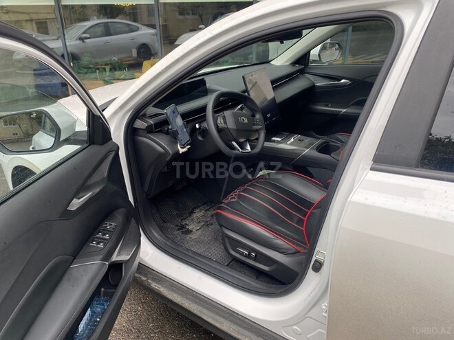 Changan Qiyuan A05 2025, 5,000 km - 1.5 л - Bakı