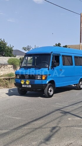 Mercedes 208 D 1993, 229,157 km - 2.4 l - Bakı