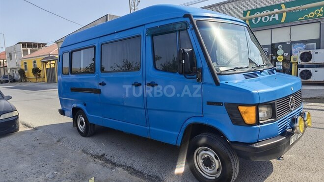 Mercedes 208 D 1993, 229,157 km - 2.4 l - Bakı