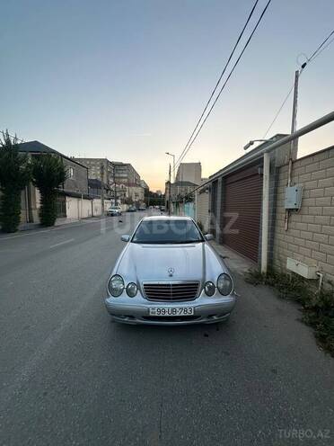 Mercedes E 220 2000, 426,271 km - 2.2 l - Bakı