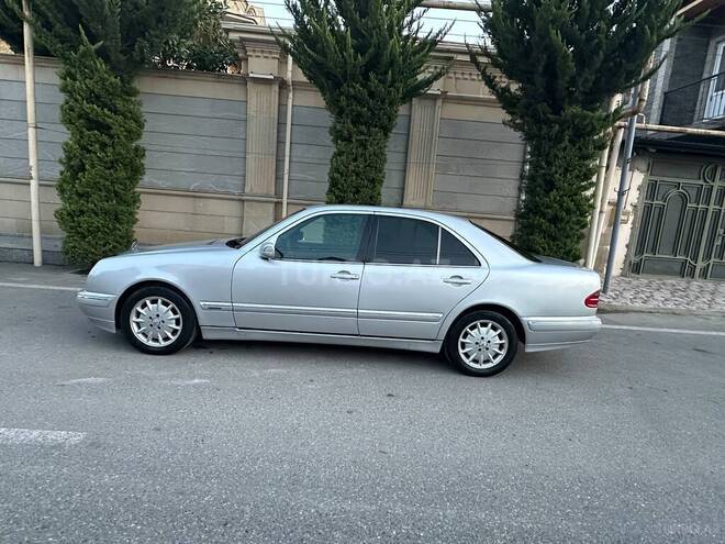 Mercedes E 220 2000, 426,271 km - 2.2 l - Bakı