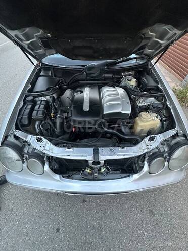 Mercedes E 220 2000, 426,271 km - 2.2 l - Bakı