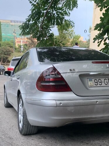 Mercedes E 220 2006, 450,000 km - 2.2 л - Bakı