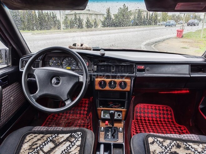 Mercedes 190 1991, 250,000 km - 2.0 l - Bakı