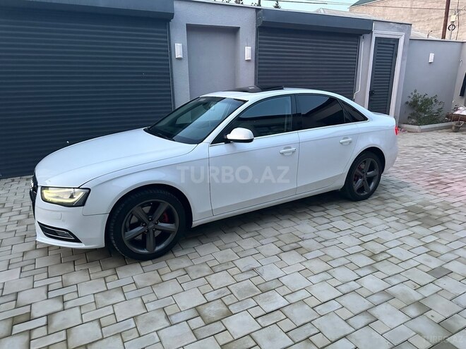 Audi A4 2013, 220,000 km - 1.8 л - Bakı