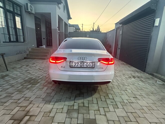 Audi A4 2013, 220,000 km - 1.8 л - Bakı