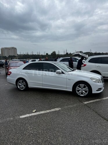 Mercedes E 220 2011, 341,000 km - 2.1 l - Bakı