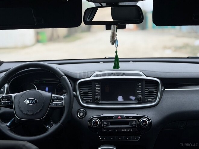 Kia Sorento 2018, 200,000 km - 2.0 л - Bakı